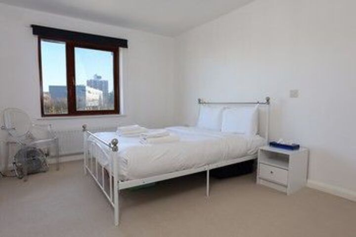 Room 9 of 21