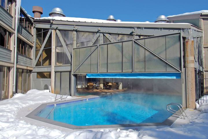 Pool 313 of 331