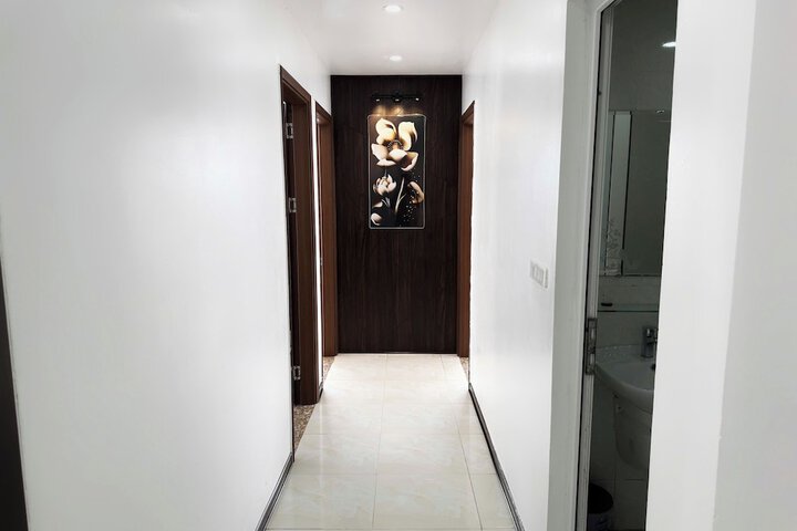 Room 21 of 27