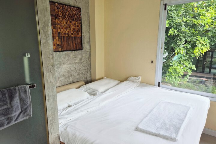 Room 68 of 107