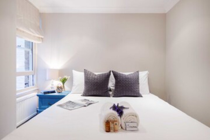Room 18 of 31