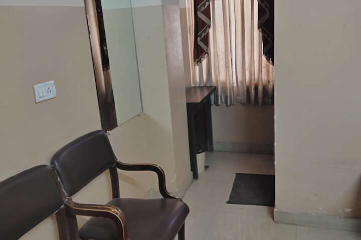 Room 25 of 36