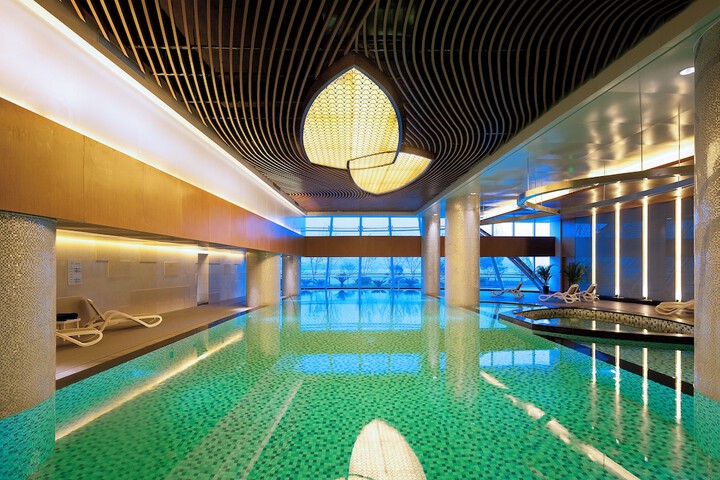 Pool 28 of 38