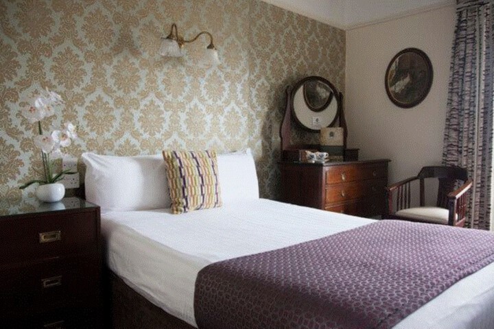 Room 15 of 63