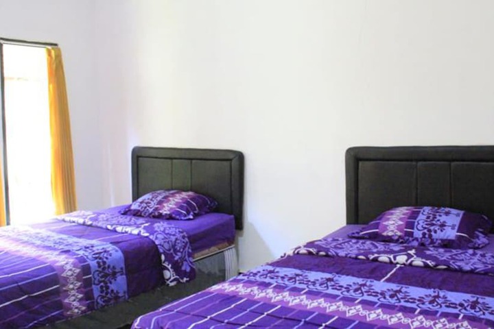 Room 10 of 48