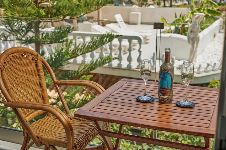 Terrace/Patio 160 of 161