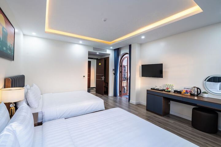 Room 17 of 50