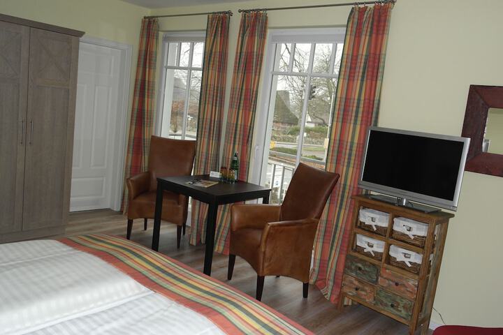 Room 12 of 138