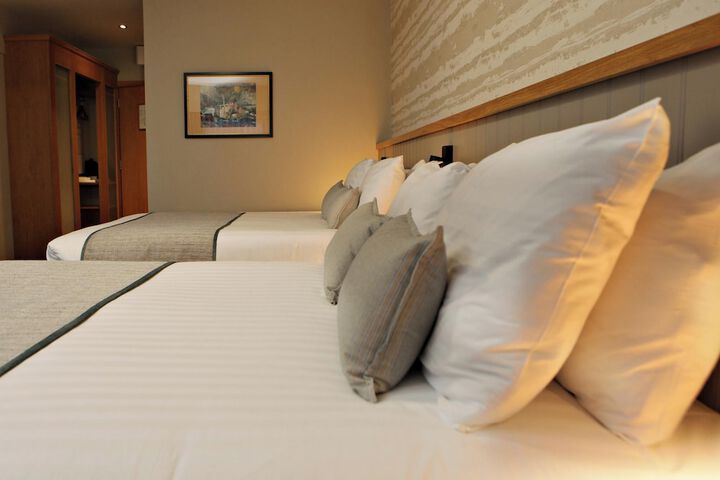 Room 3 of 35