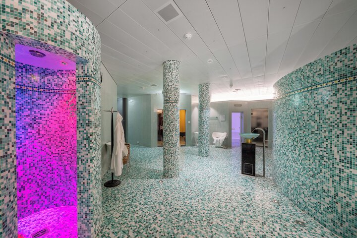 Steam room