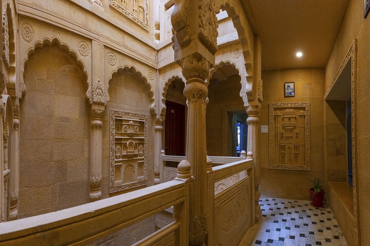 Hotel 3 of 73