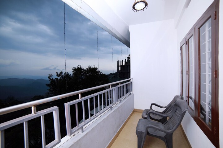 Terrace/Patio 3 of 16