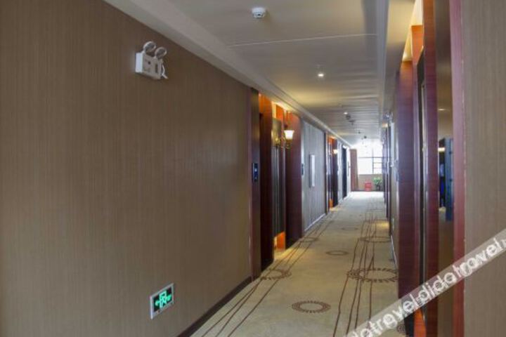 Hotel Interior 6 of 11