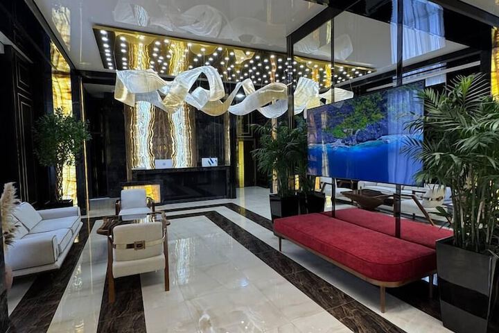 Hotel Interior 5 of 32