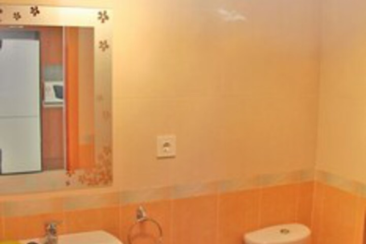 Room 9 of 45