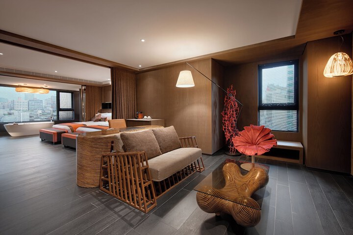 Room 29 of 56