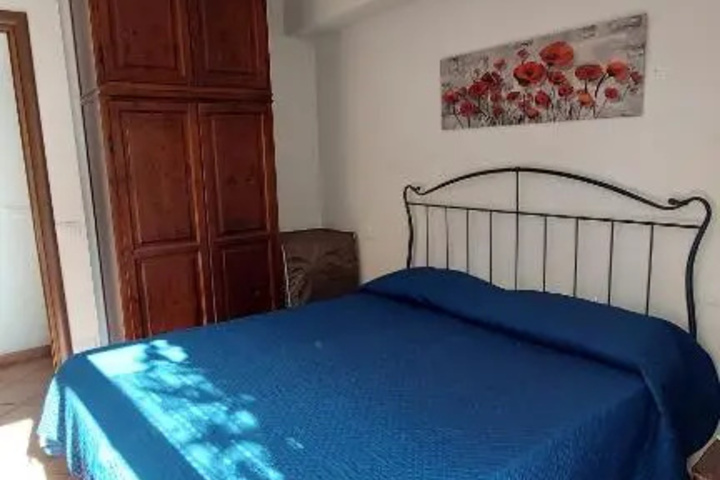 Room 3 of 12