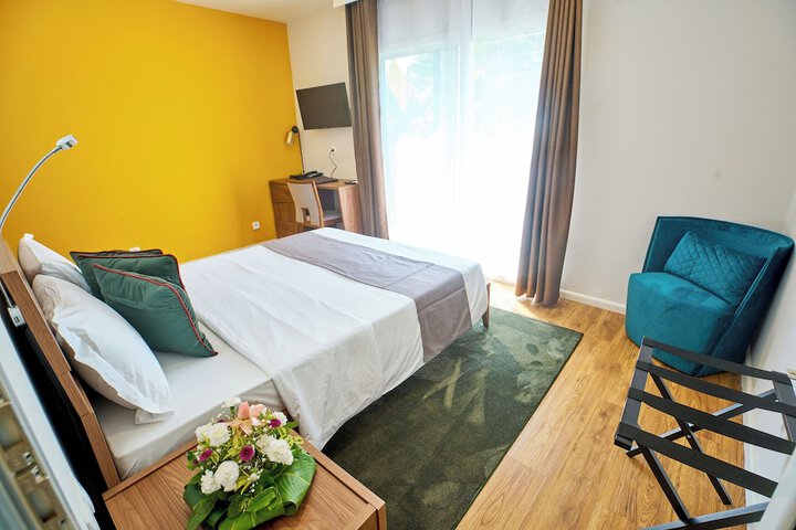 Room 18 of 75