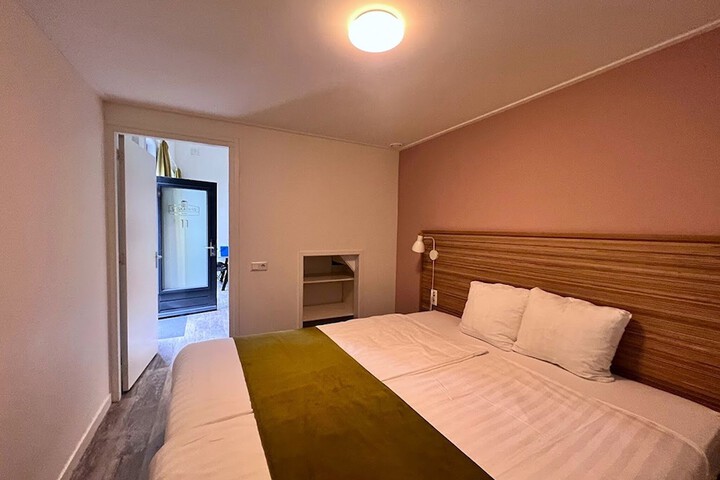 Room 22 of 67