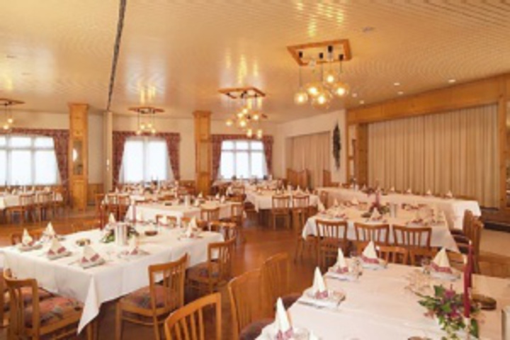 Dining 20 of 84