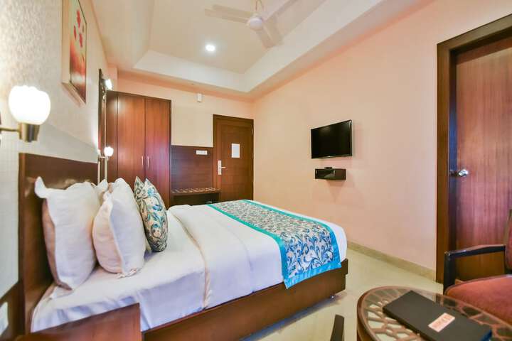 Room 20 of 48