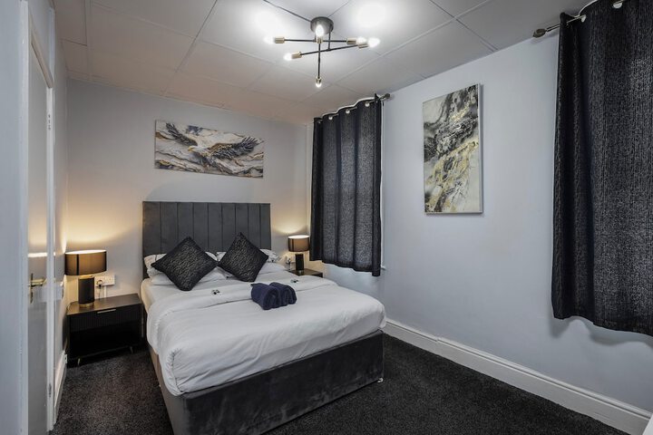 Room 35 of 47