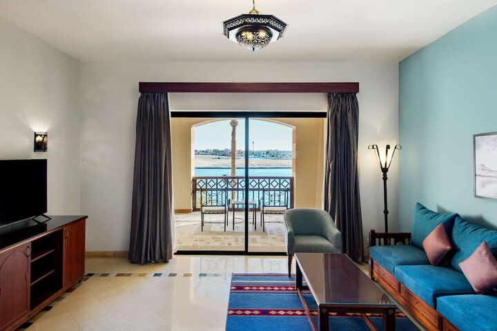 Room 70 of 149