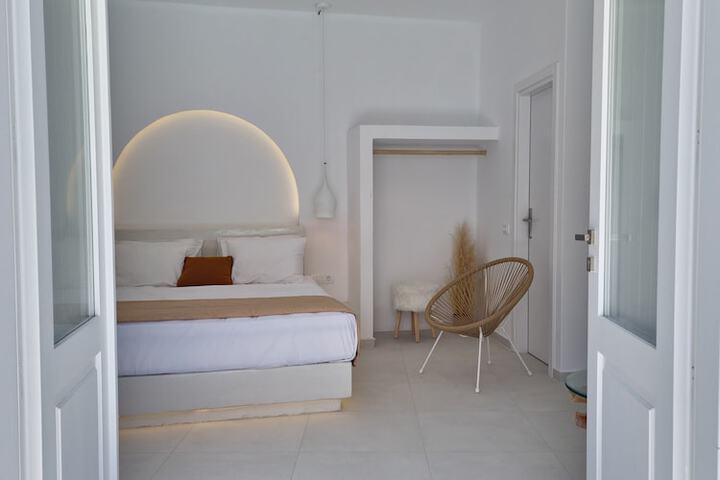Room 9 of 189