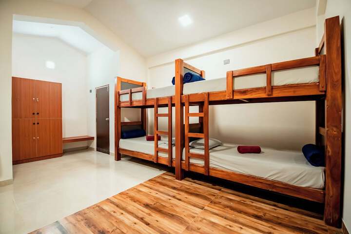 Room 11 of 20
