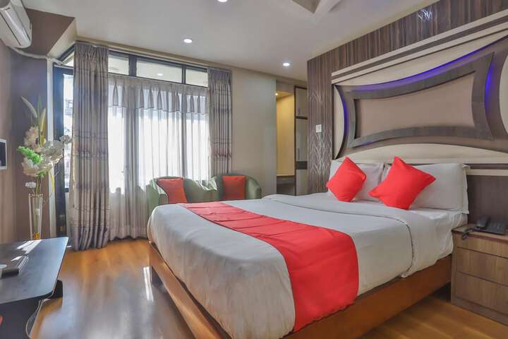 Room 15 of 84