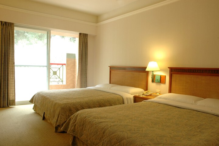 Room 19 of 36