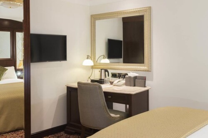 Room 29 of 62