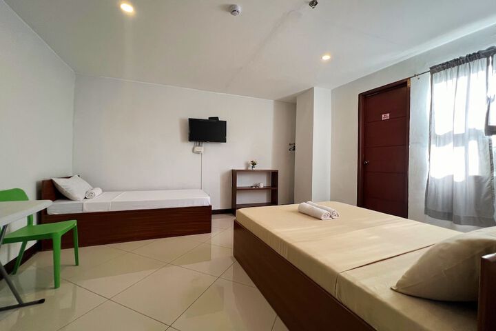 Room 19 of 84