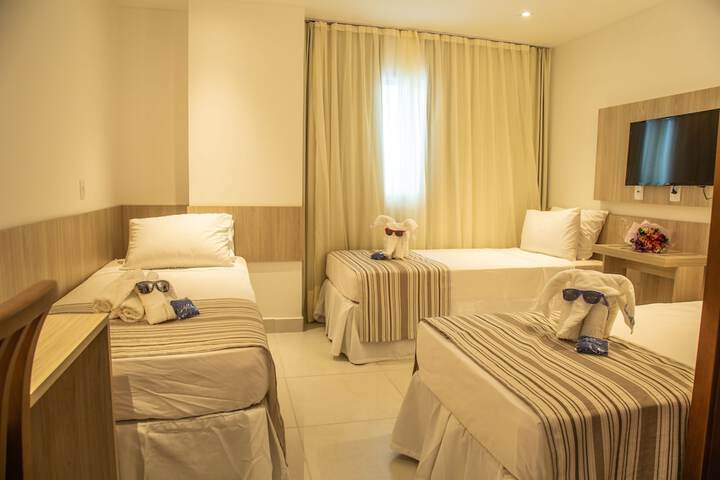 Room 10 of 34