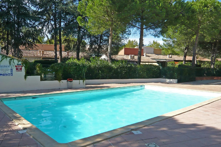 Pool 3 of 9