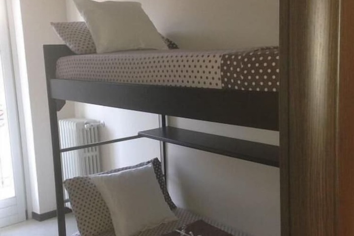 Room 3 of 17