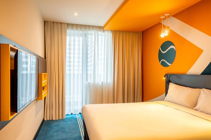 Room 29 of 83