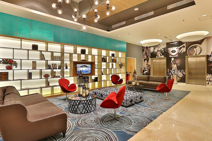 Guest Lobby