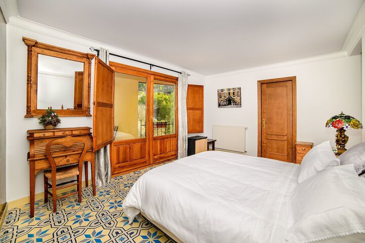 Room 26 of 28