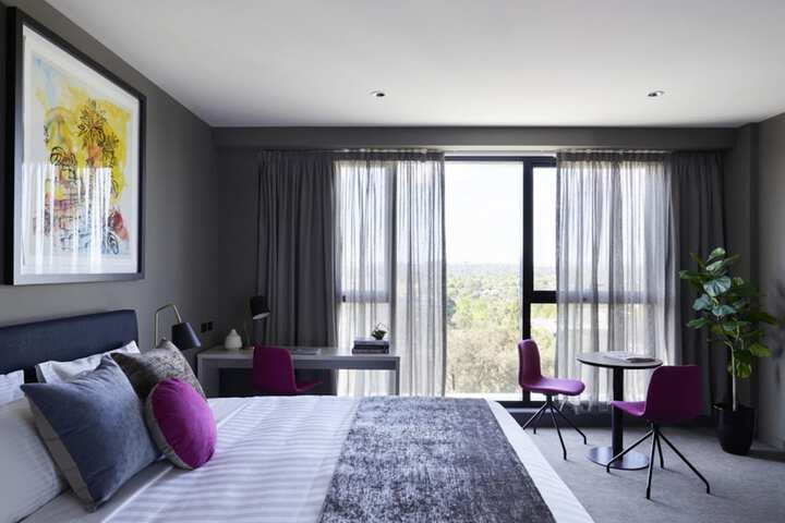 Room 7 of 38