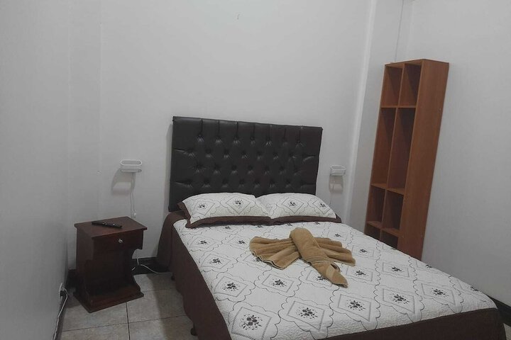 Room 6 of 65