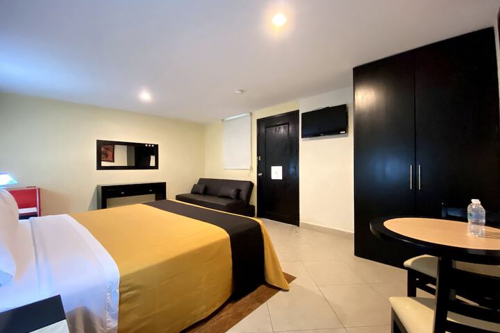 Room 12 of 44
