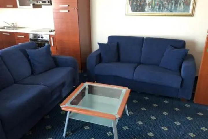 Room 3 of 23