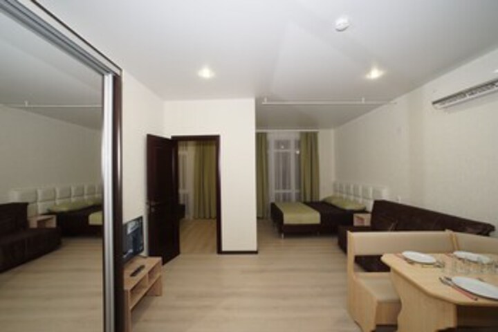 Room 17 of 23