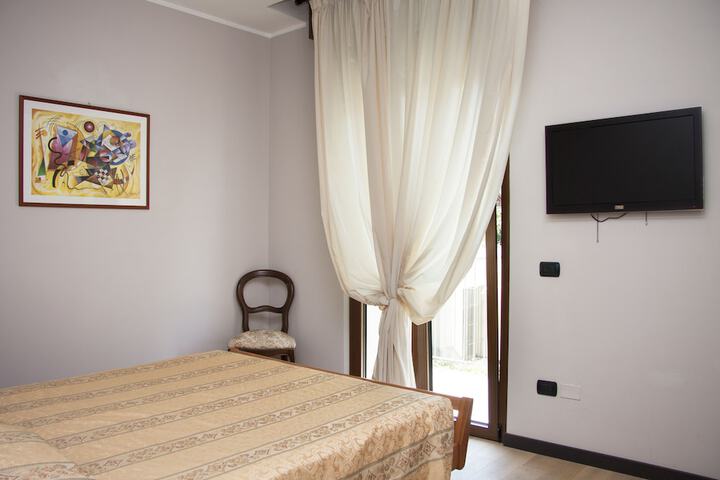 Room 11 of 62