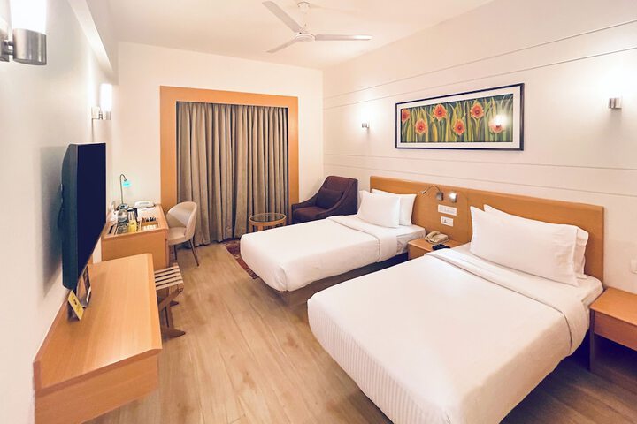 Room 8 of 43