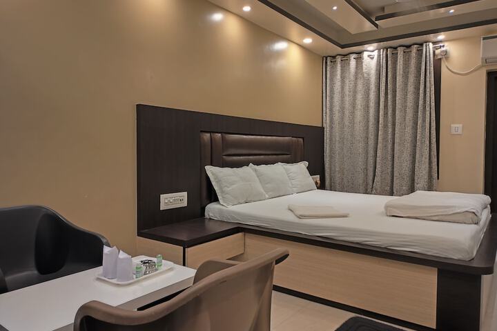 Room 45 of 150