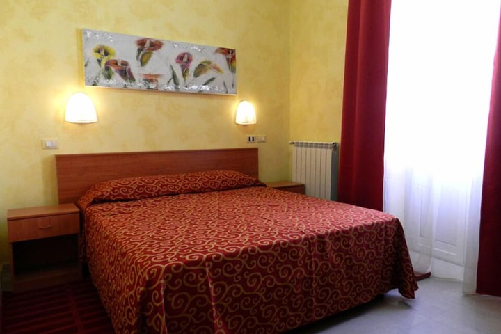 Room 17 of 61