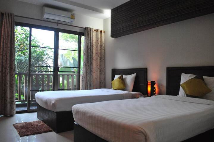 Room 15 of 60