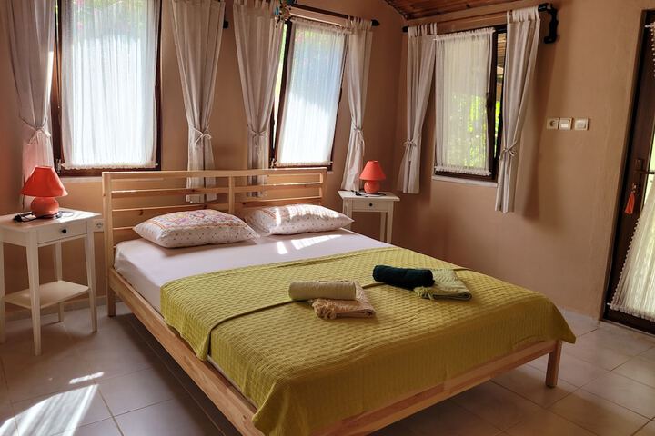 Room 20 of 33